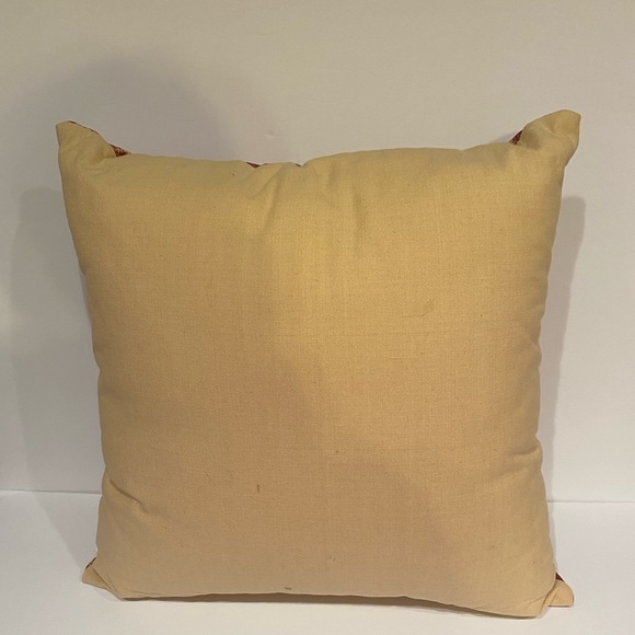 Farmhouse style pillow - Picture 3 of 5